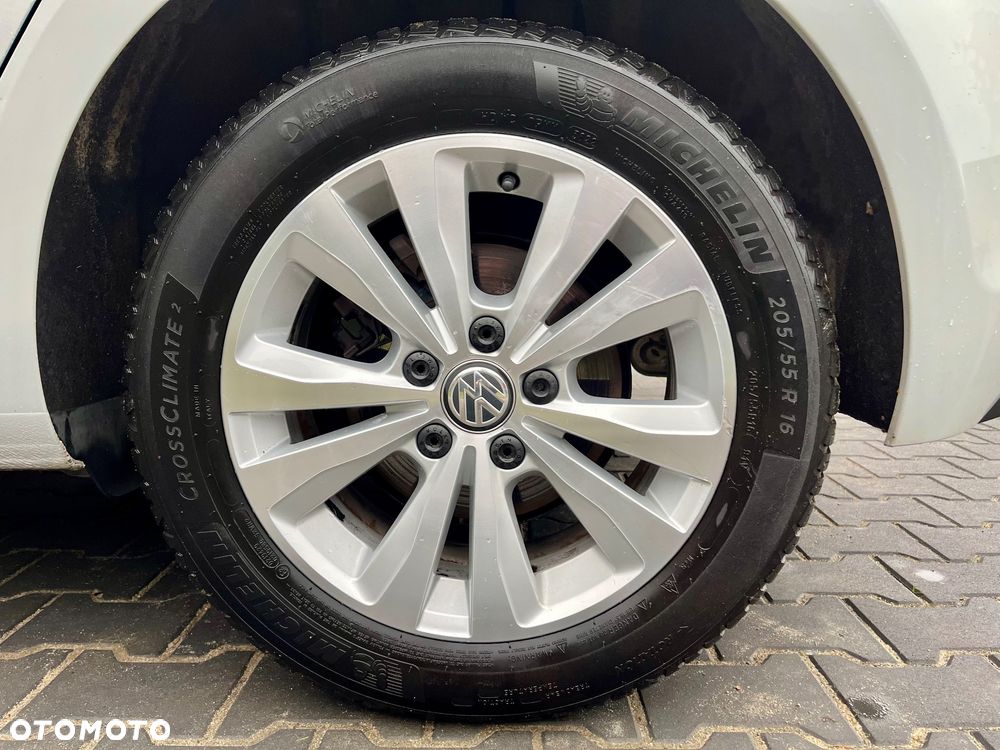 Volkswagen Golf 1.6 TDI (BlueMotion Technology) Comfortline - 23