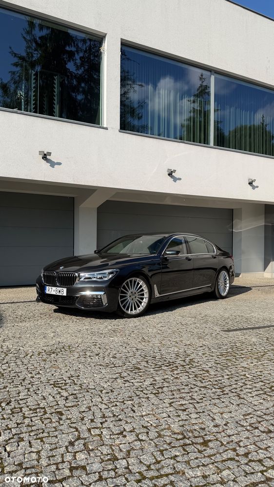 BMW Seria 7 740Li - 1