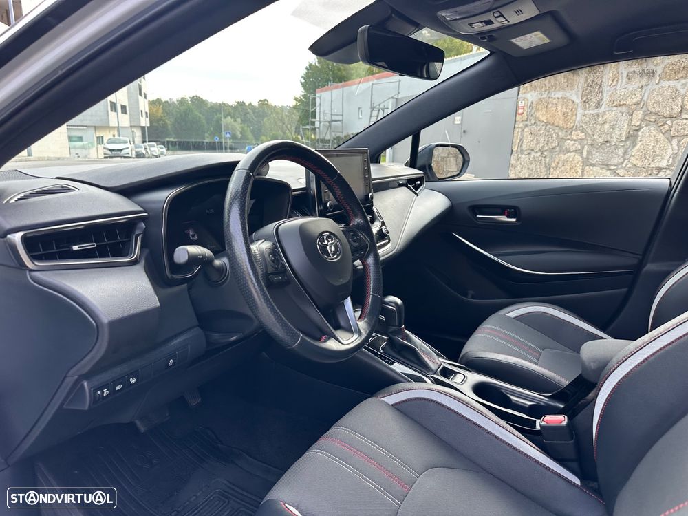 Toyota Corolla 1.8 Hybrid GR-Sport - 34