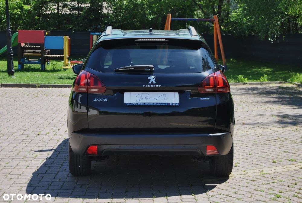 Peugeot 2008 - 18