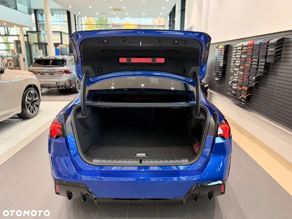 BMW Seria 2 218d M Sport - 11