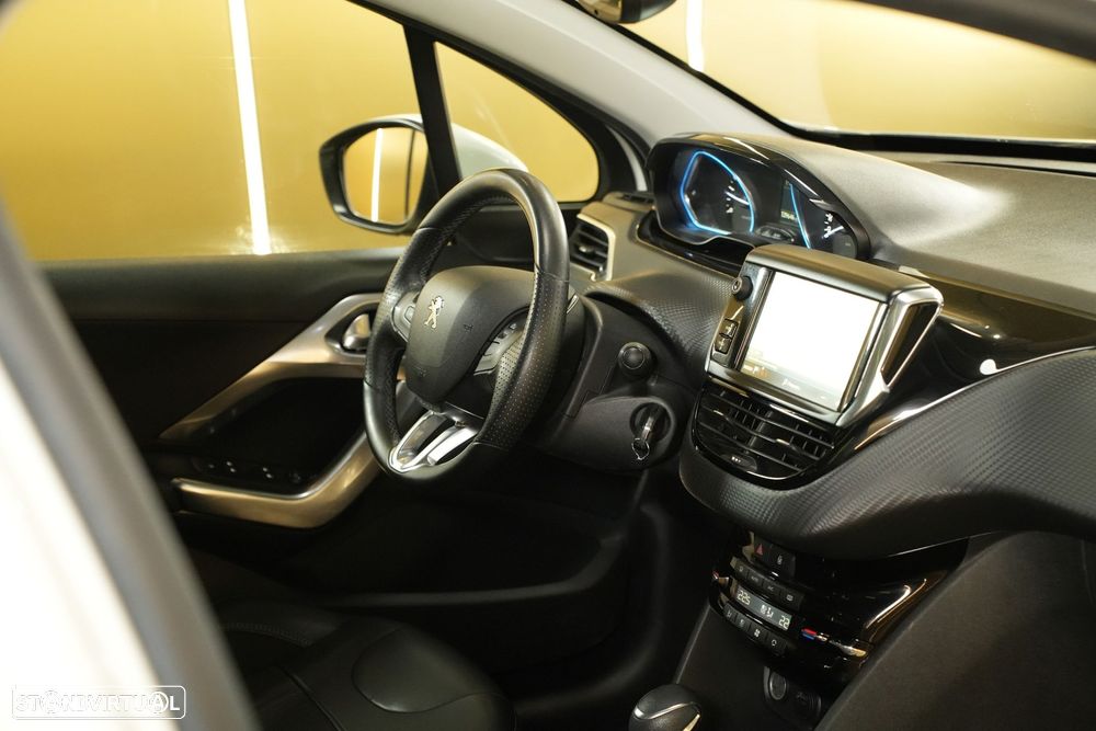 Peugeot 2008 1.5 BlueHDi Crossway EAT6 - 30