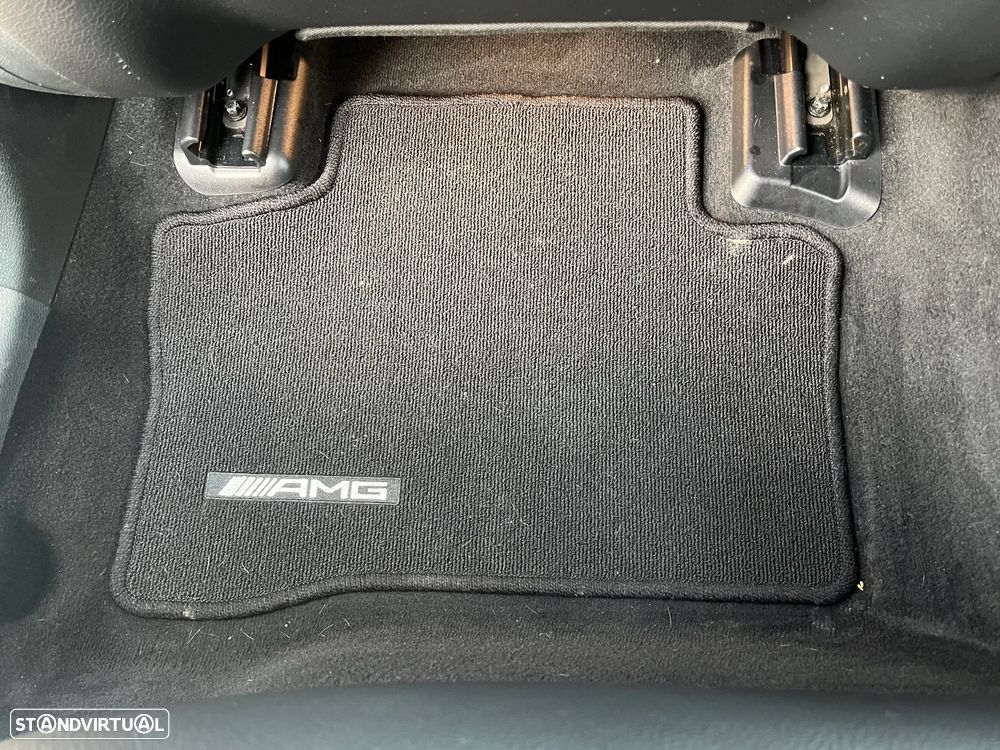 Mercedes-Benz GLC 220 d Coupe 4Matic 9G-TRONIC AMG Line - 11