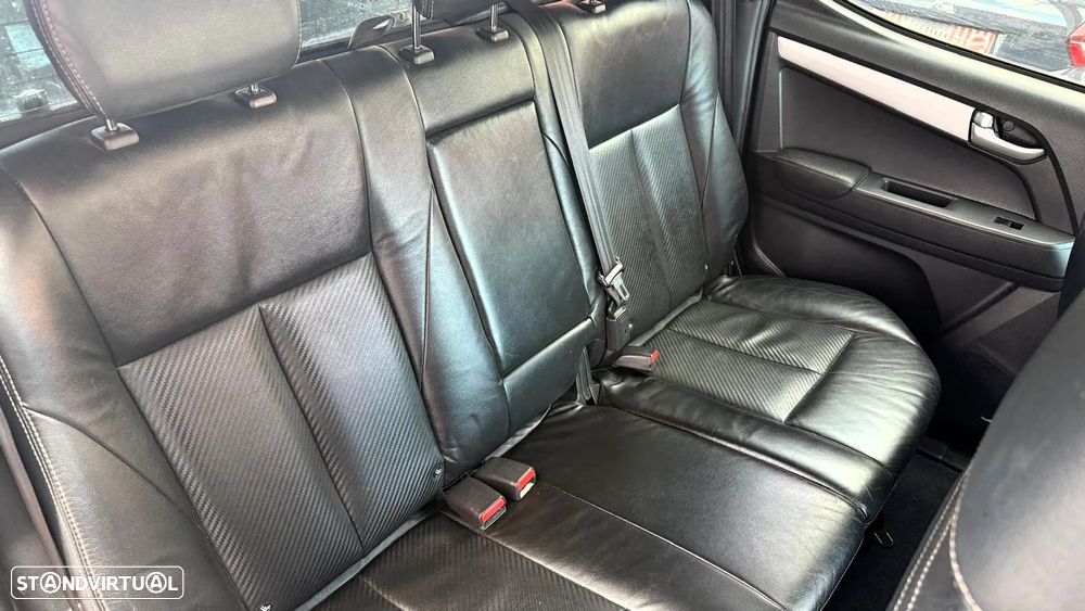 Isuzu D-Max 1.9 Ddi CD 4WD LS CM Aut. - 4