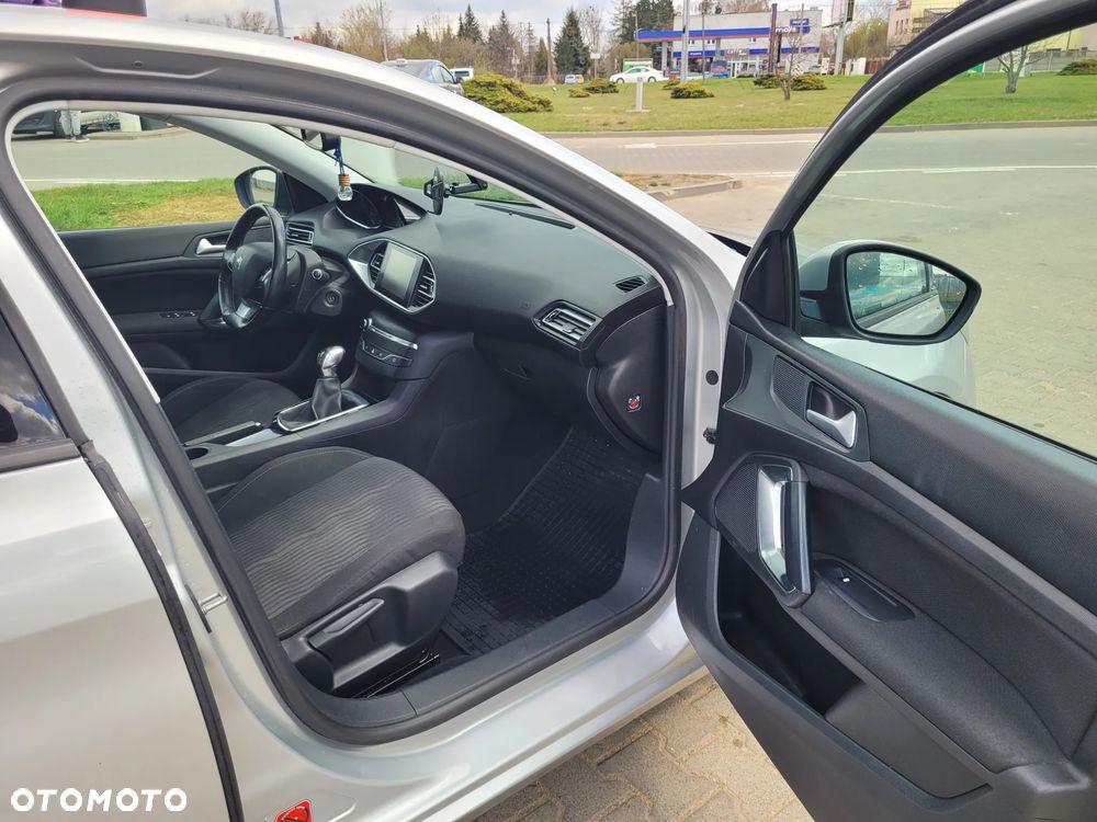 Peugeot 308 - 14