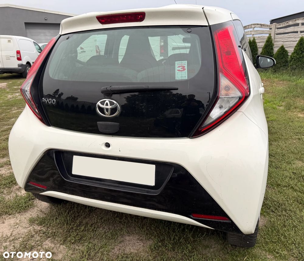 Toyota Aygo x - 5