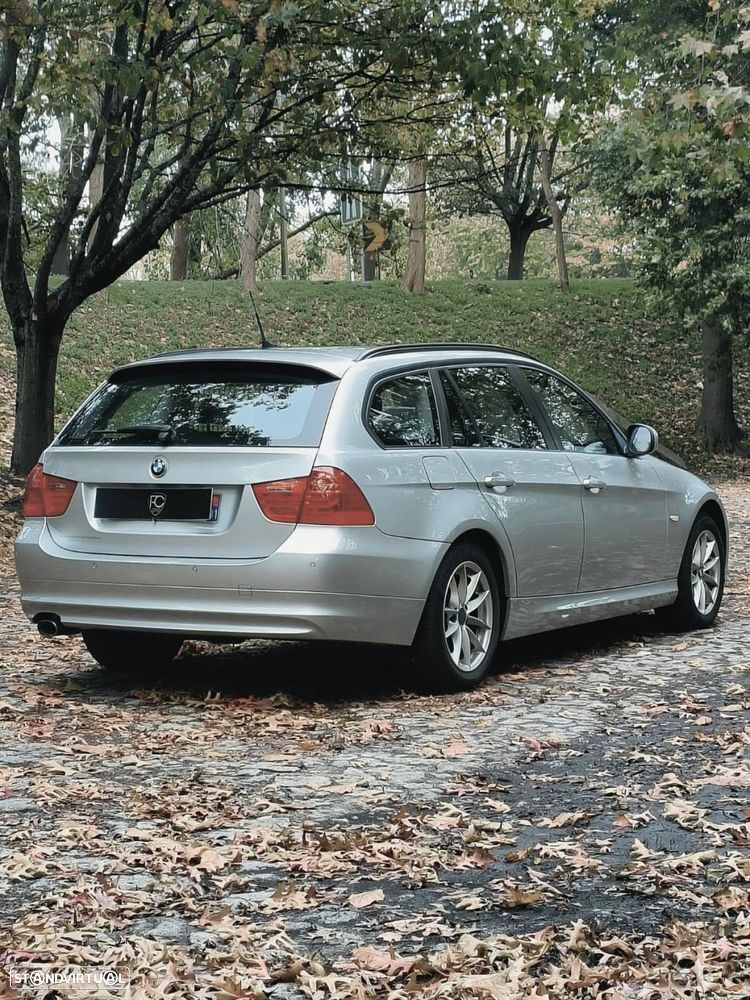 BMW 320 d Touring Navigation Auto - 6