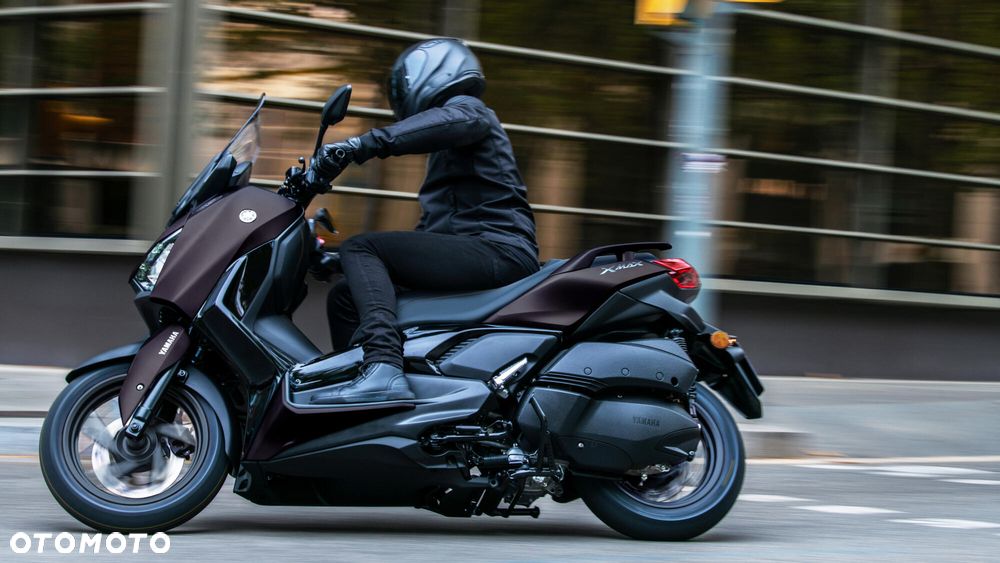 Yamaha X-max - 5