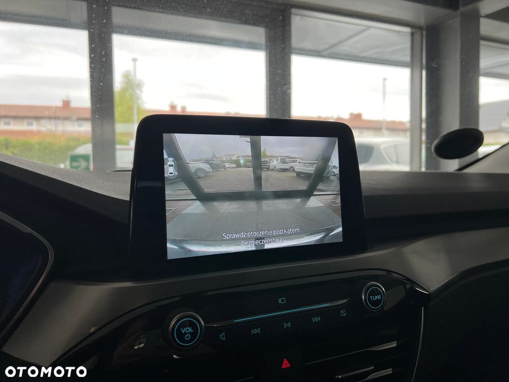 Ford Kuga 2.0 EcoBlue AWD Titanium X - 32