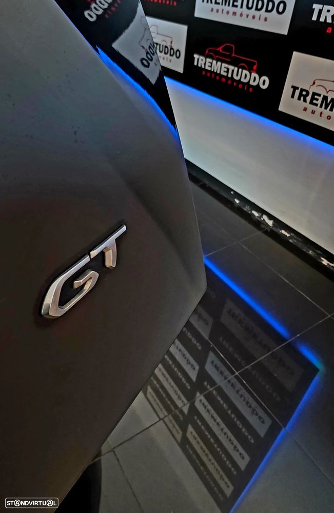 Peugeot e-2008 GT - 10