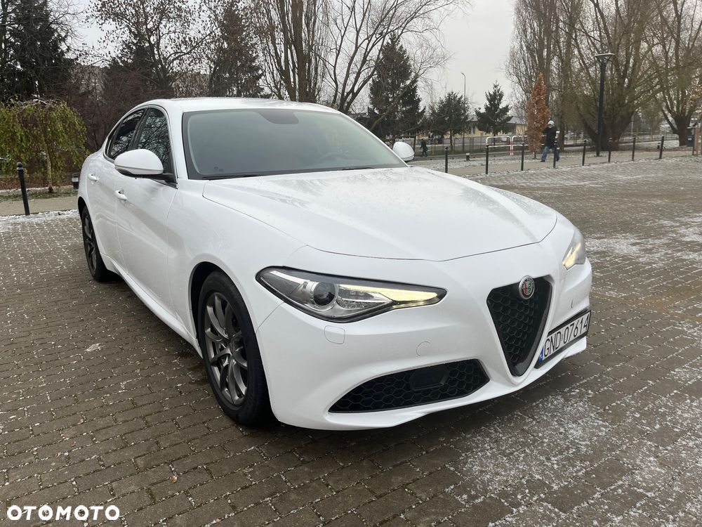 Alfa Romeo Giulia 2.0 Turbo 16V AT8 Veloce - 15