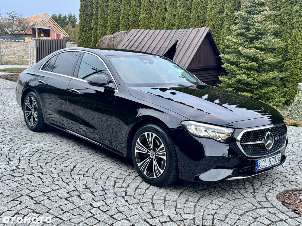 Mercedes-Benz Klasa E 220 d 4-Matic - 4