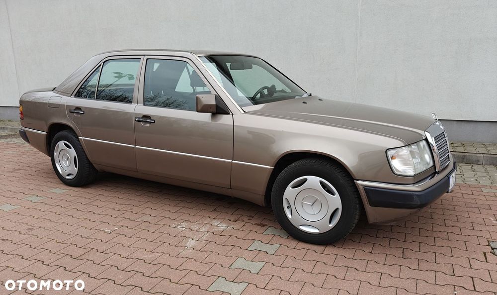 Mercedes-Benz W124 (1984-1993) - 9