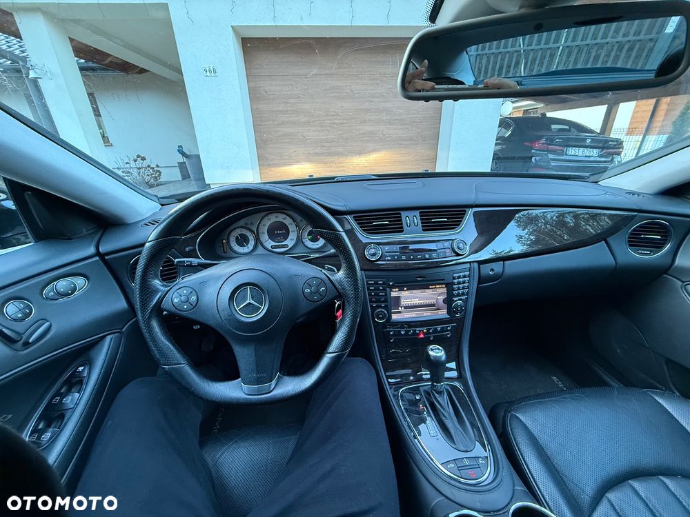 Mercedes-Benz CLS - 21