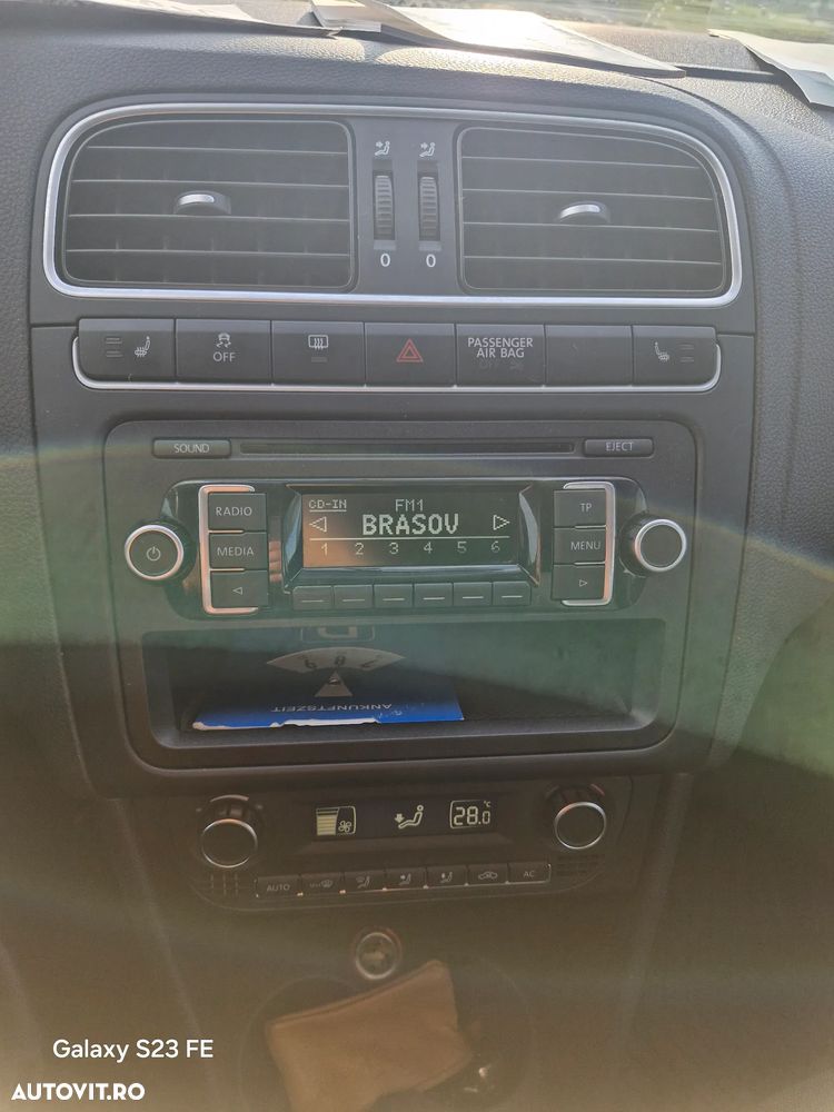 Volkswagen Polo 1.6 TDI Blue Motion Technology Comfortline - 6