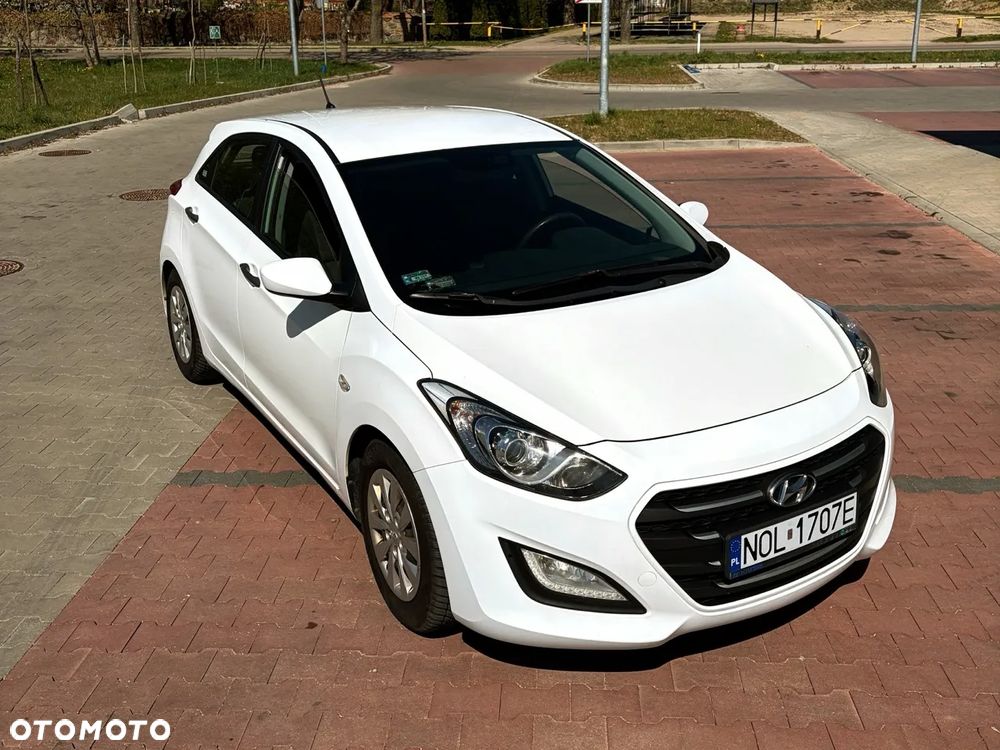 Hyundai i30 1.6 CRDi BlueDrive Classic - 1