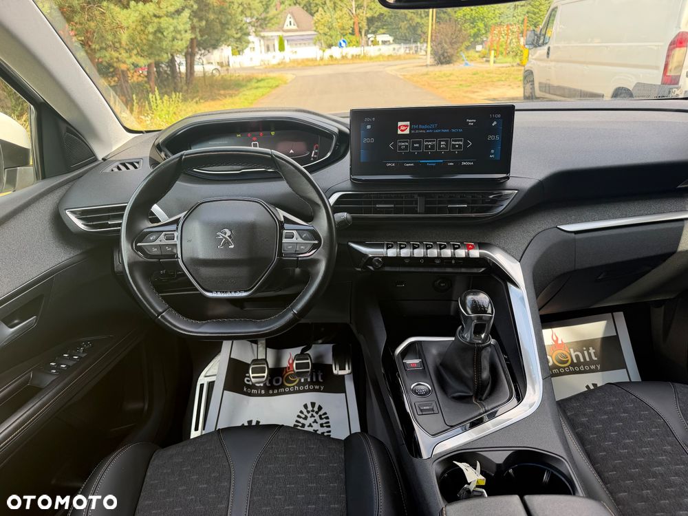 Peugeot 5008 1.5 BlueHDi Road Trip S&S - 29