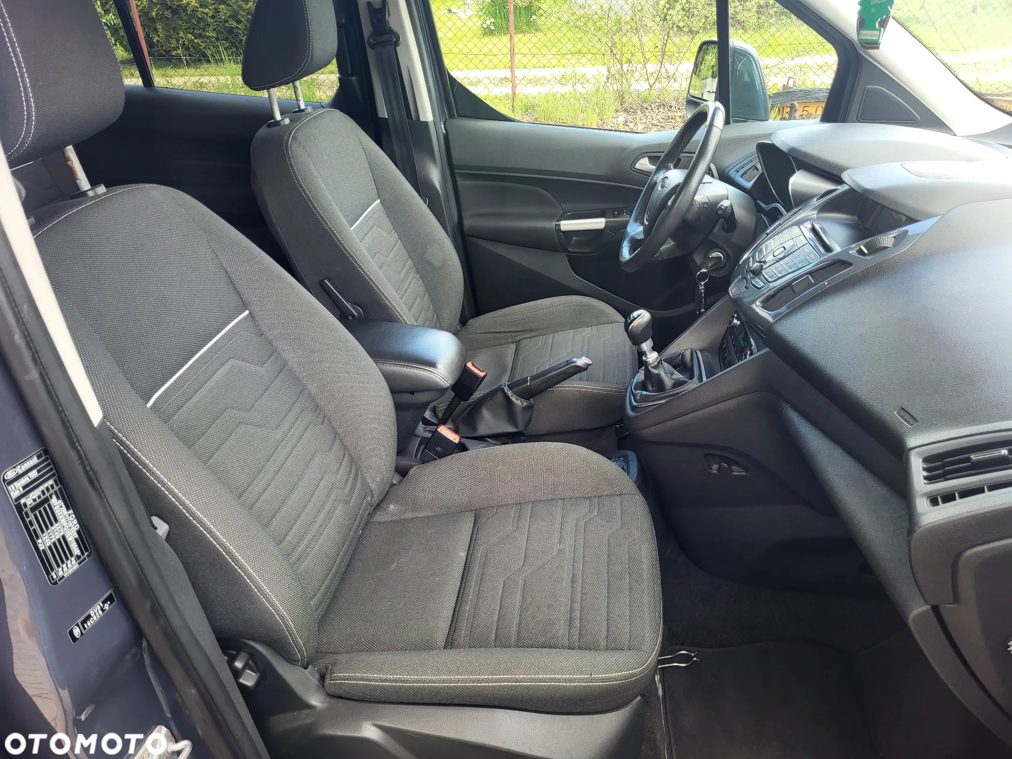 Ford Tourneo Connect 1.6 TDCi Titanium - 14