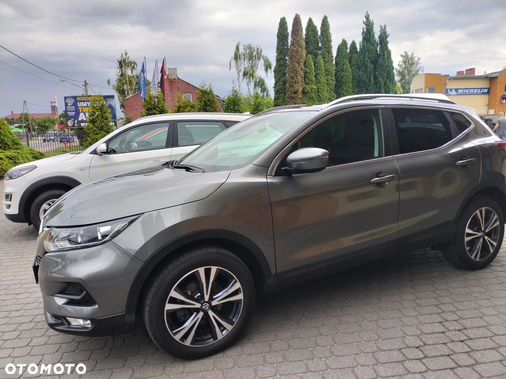 Nissan Qashqai 1.3 DIG-T N-Connecta EU6d - 6