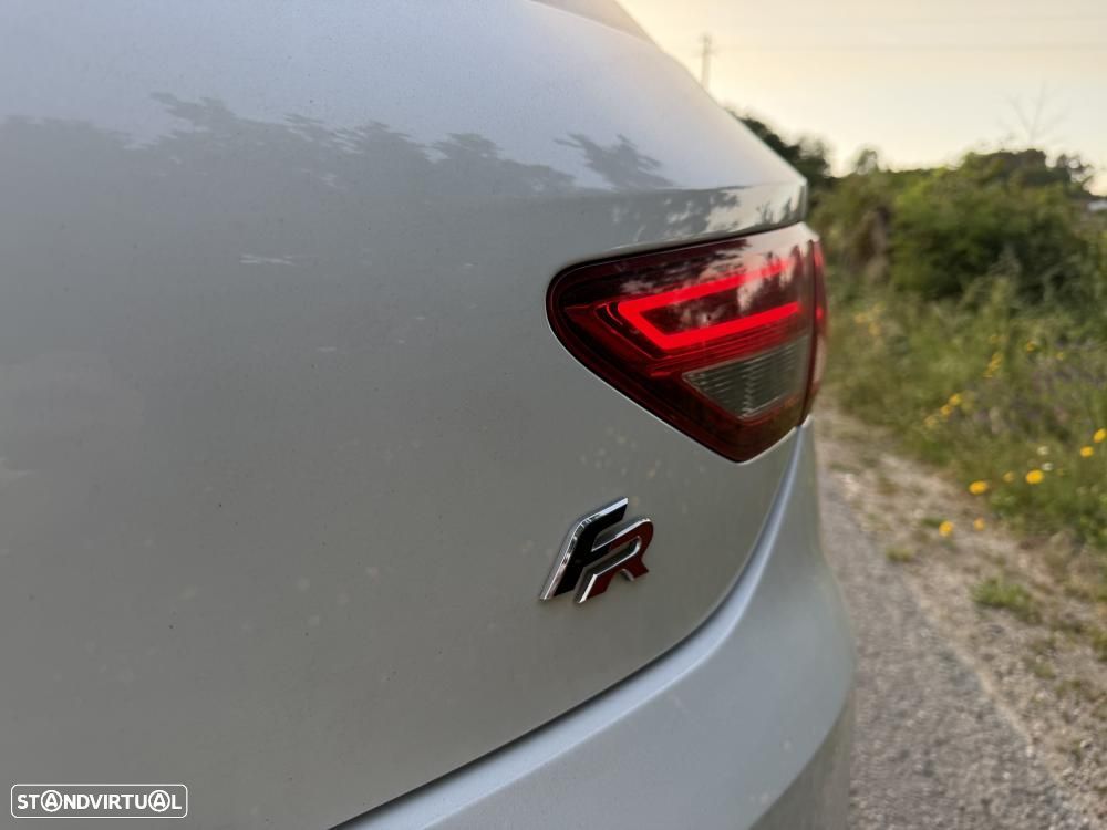 SEAT Leon 2.0 TDI DPF S&S FR - 15