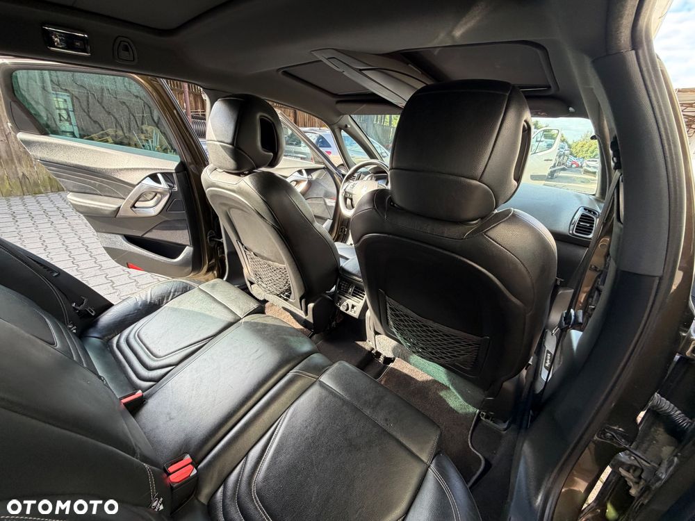 Citroën DS5 Hybrid4 EGS6 SoChic - 23