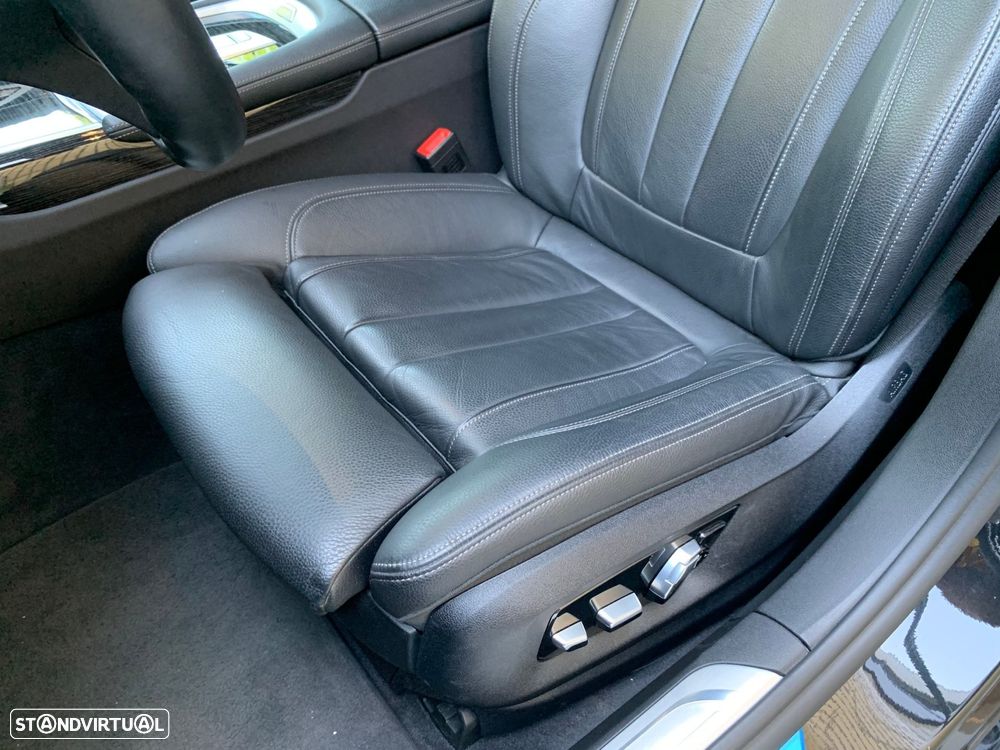 BMW 725 d Pack M - 18