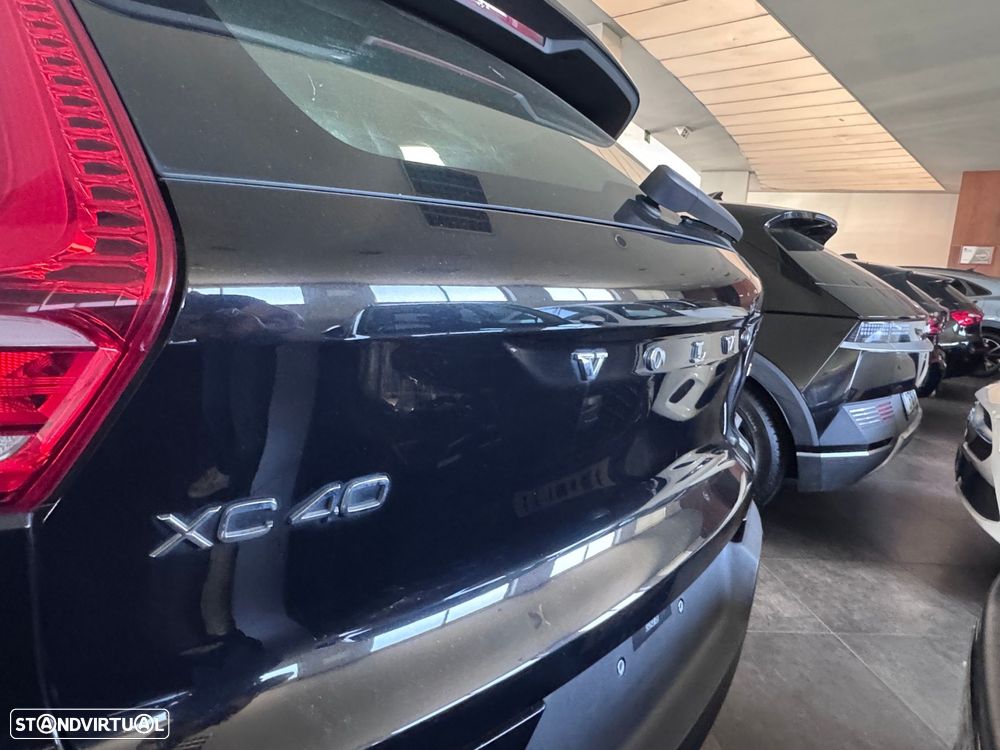 Volvo XC 40 1.5 T3 Momentum - 14