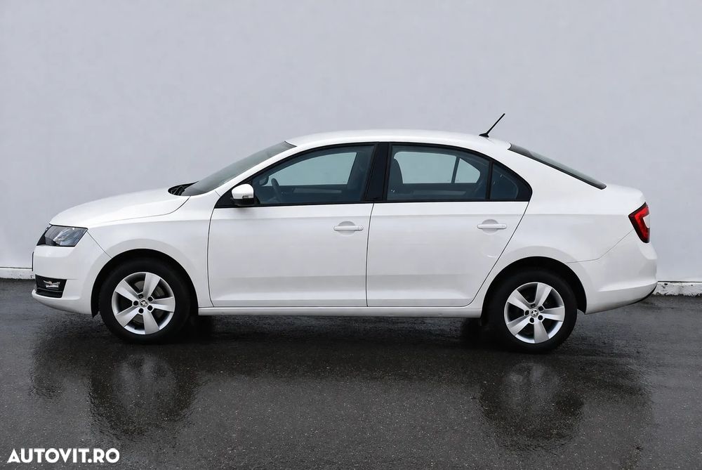 Skoda RAPID - 7
