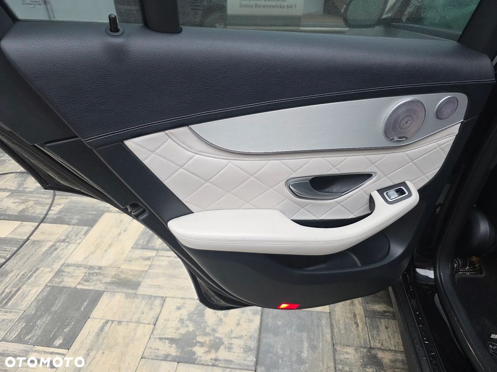 Mercedes-Benz GLC AMG 43 4Matic 9G-TRONIC - 19