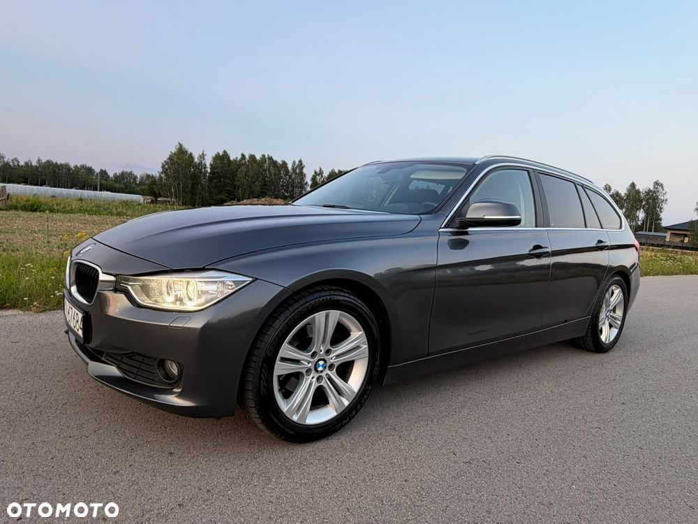 BMW Seria 3 320d Luxury Line - 25