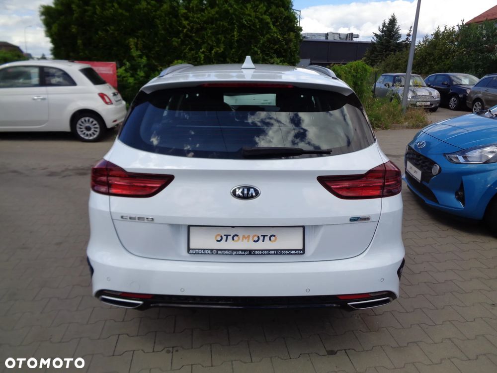 Kia Ceed 1.6 GDI DCT OPF Platinum Edition - 6