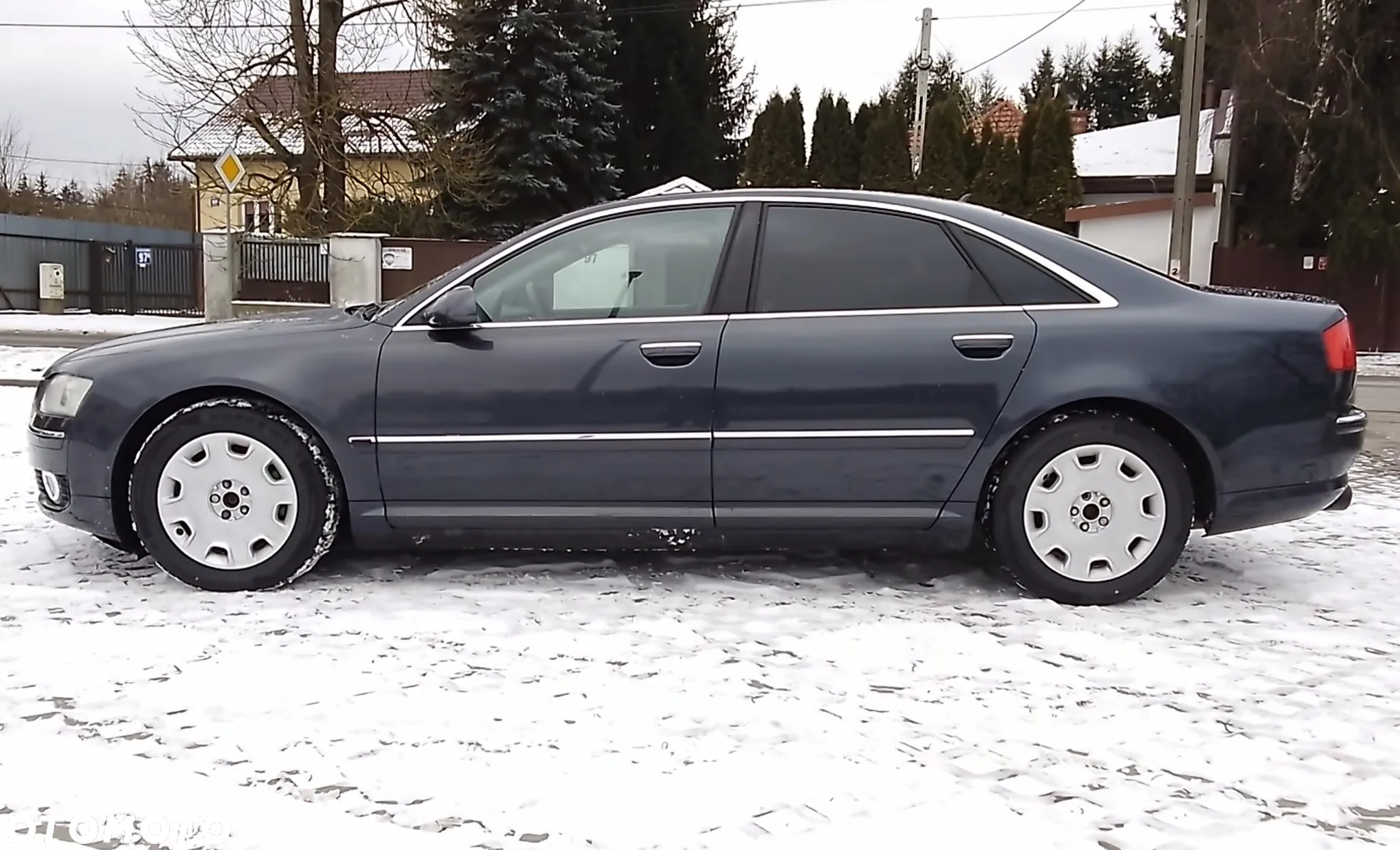Audi A8 4.2 FSI Quattro - 6