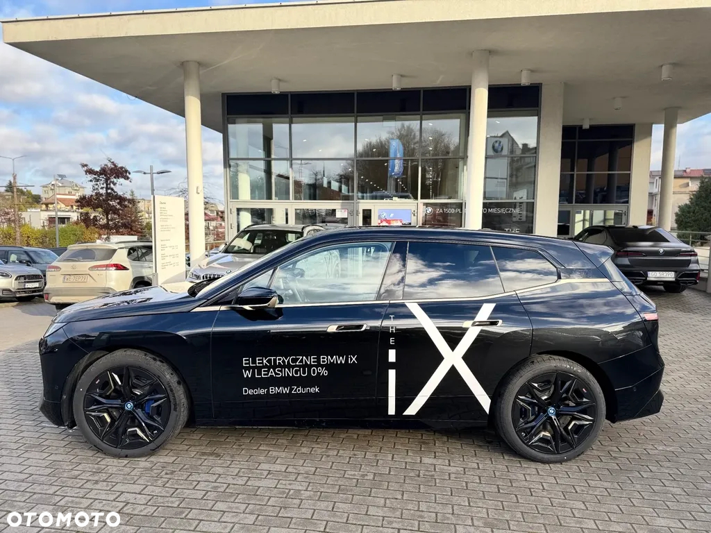 BMW iX - 2