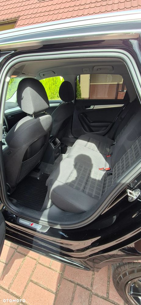 Audi A4 Avant 2.0 TDI Quattro S tronic - 12
