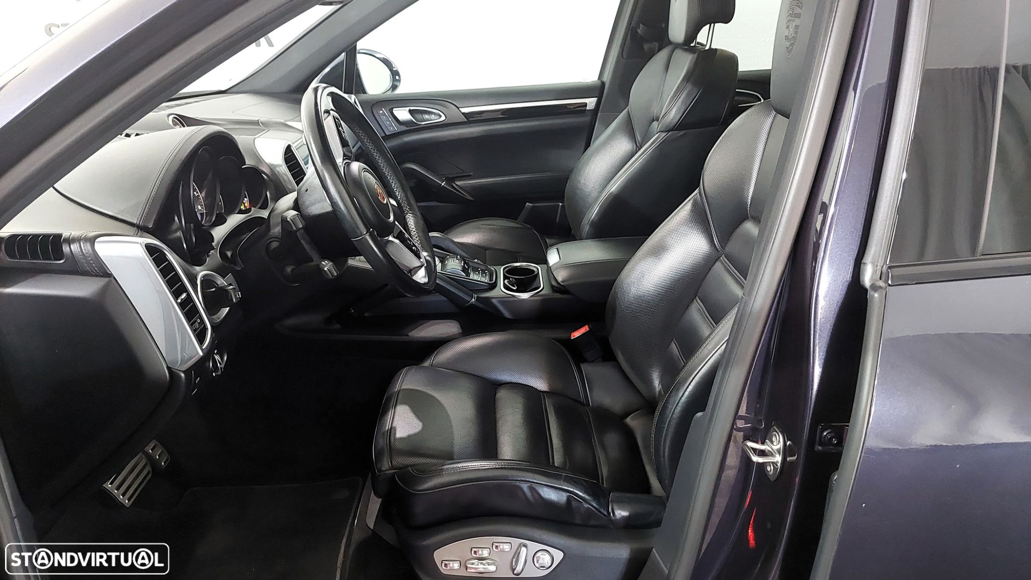 Porsche Cayenne - 11