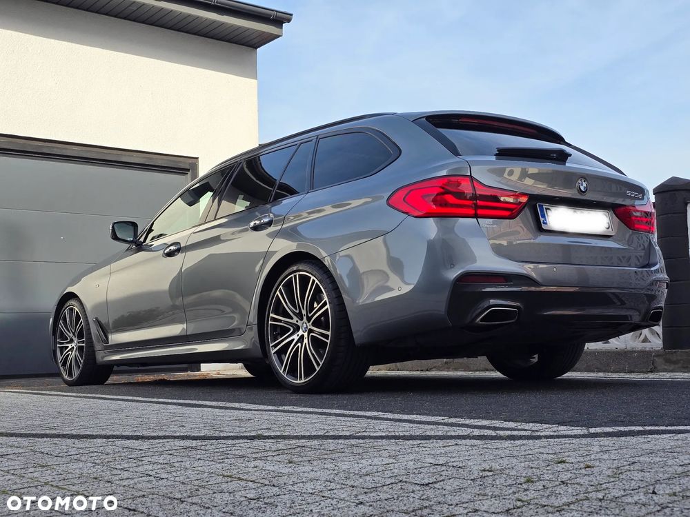 BMW Seria 5 530d M Sport sport - 27