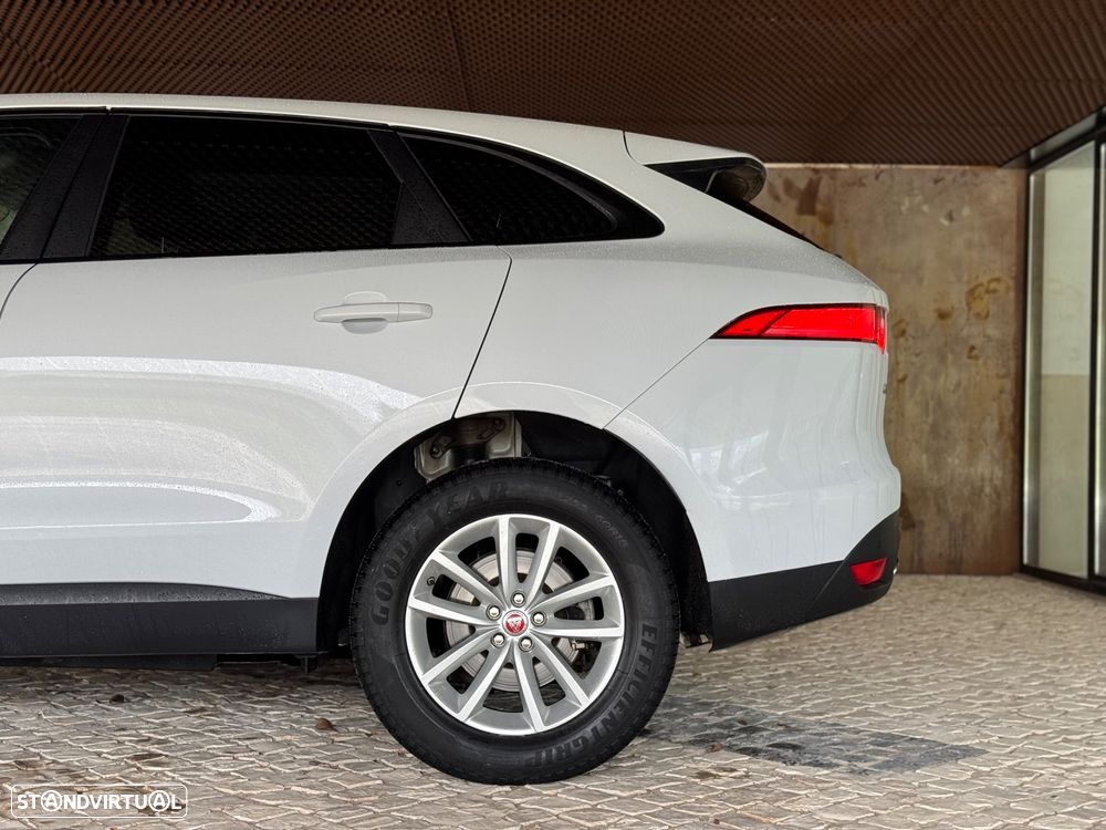 Jaguar F-Pace 2.0 i4D Pure - 15