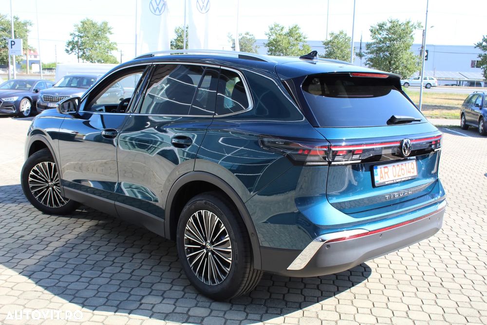 Volkswagen Tiguan 2.0 TDI DSG Elegance - 16