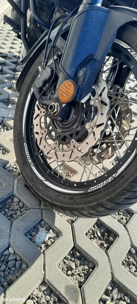 Suzuki V-STROM - 13