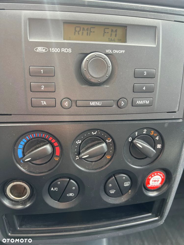 Ford TRANSIT CONNECT - 5