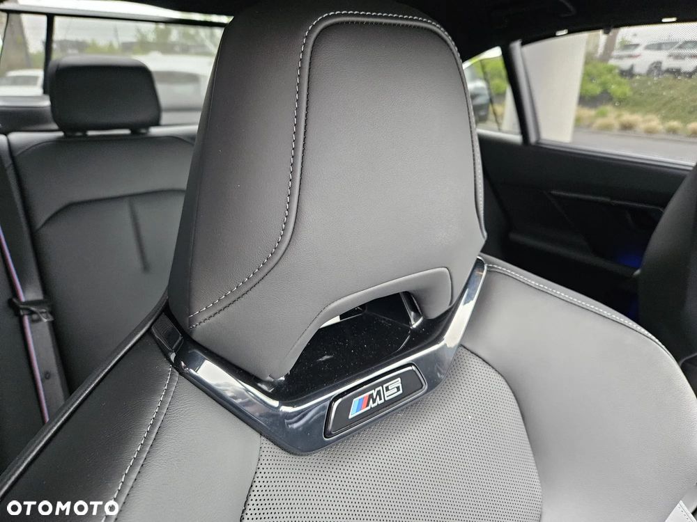 BMW M5 PHEV - 16