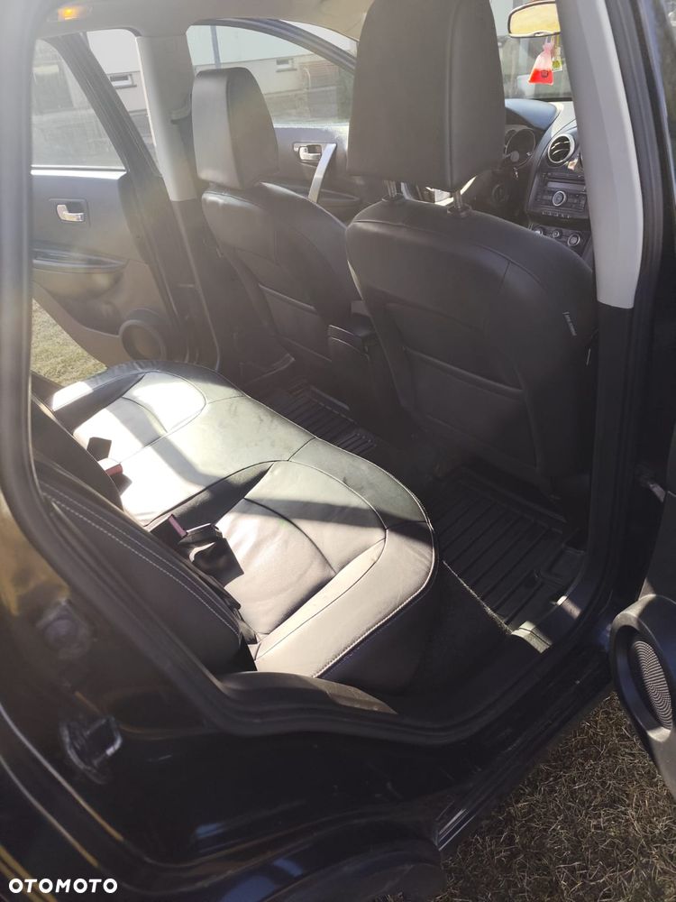 Nissan Qashqai - 15