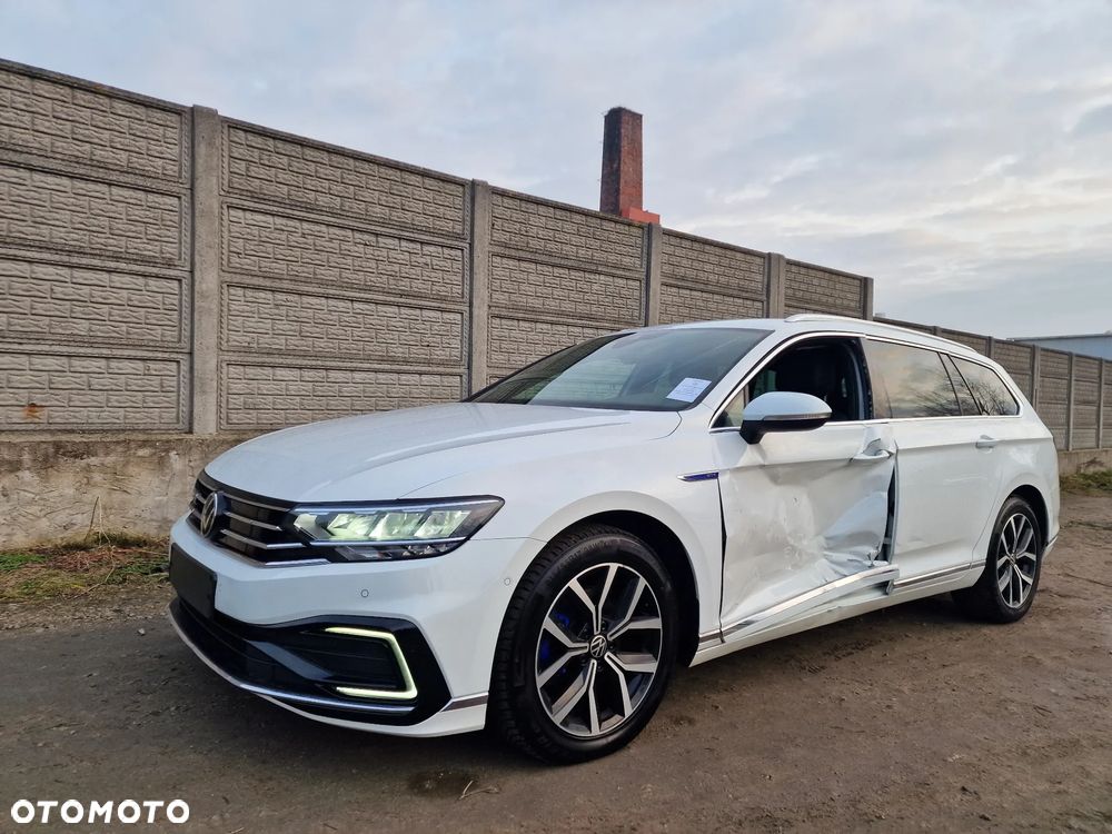 Volkswagen Passat Variant 1.4 TSI Plug-In Hybrid GTE DSG - 2