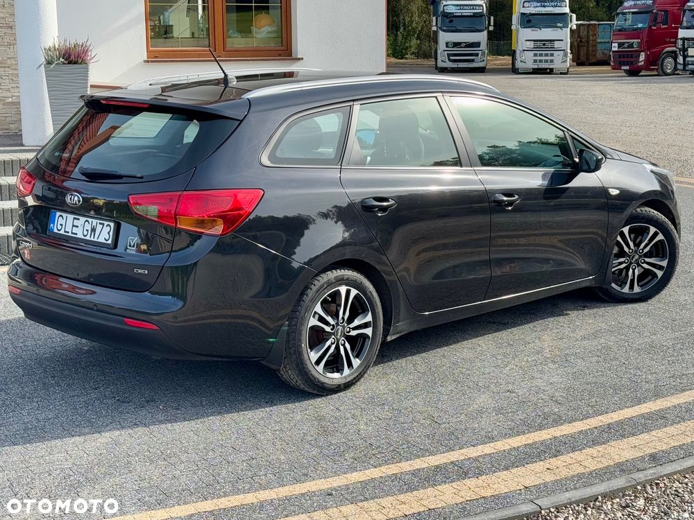 Kia Ceed - 14