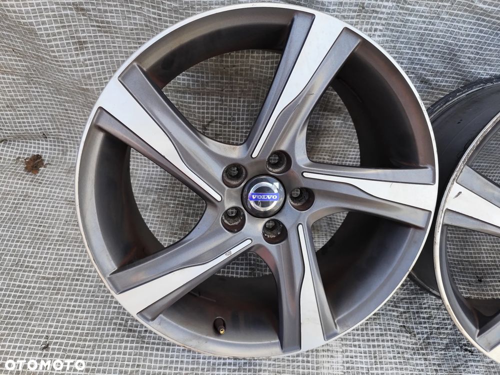 Felgi aluminiowe 4szt Komplet Volvo R-Design 18" 8Jx18 ET55 31362188 5x108 - 2