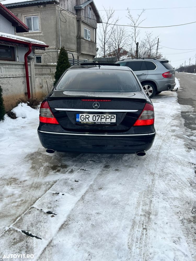 Mercedes-Benz E - 4