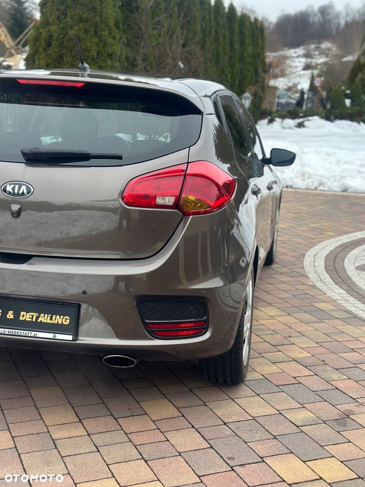 Kia Ceed 1.4 CVVT ISG Dream Team Edition - 9