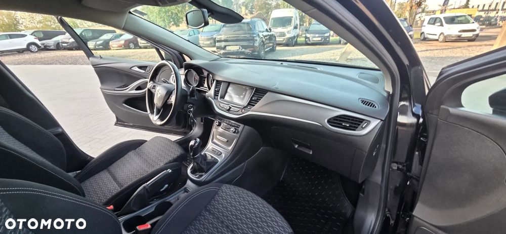 Opel Astra 1.6 D Start/Stop Innovation - 36
