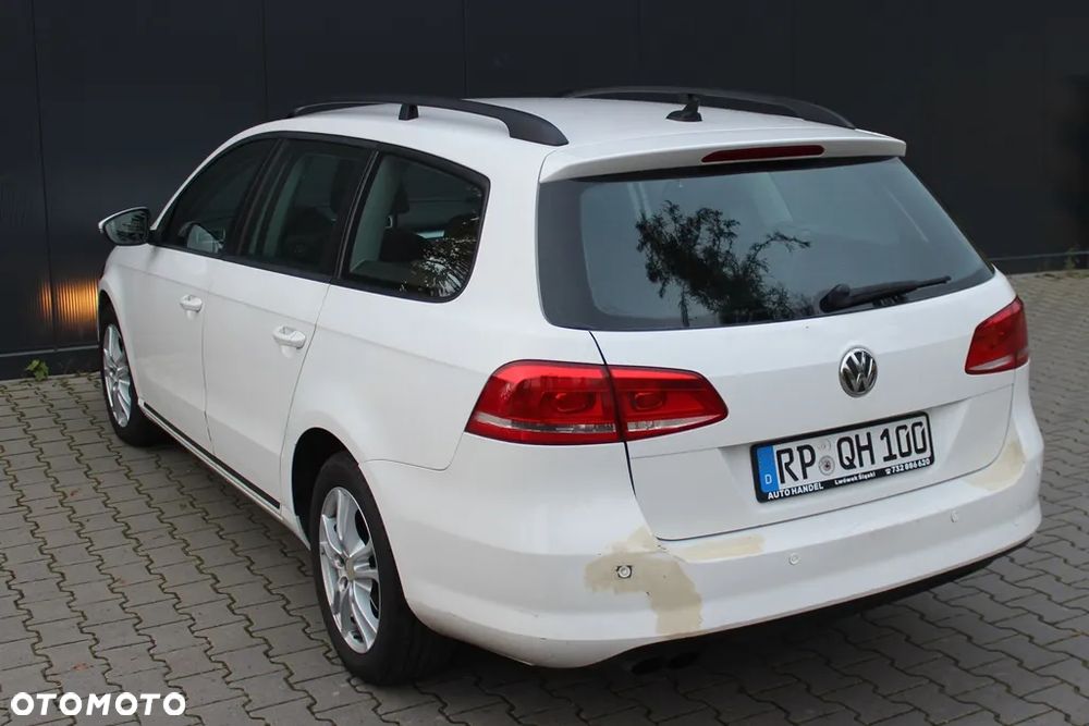 Volkswagen Passat - 6