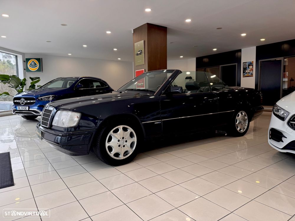 Mercedes-Benz E 320 - 2